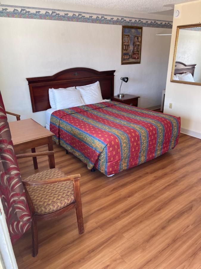 Villa West Motel ฟลอเรนซ์ ภายนอก รูปภาพ